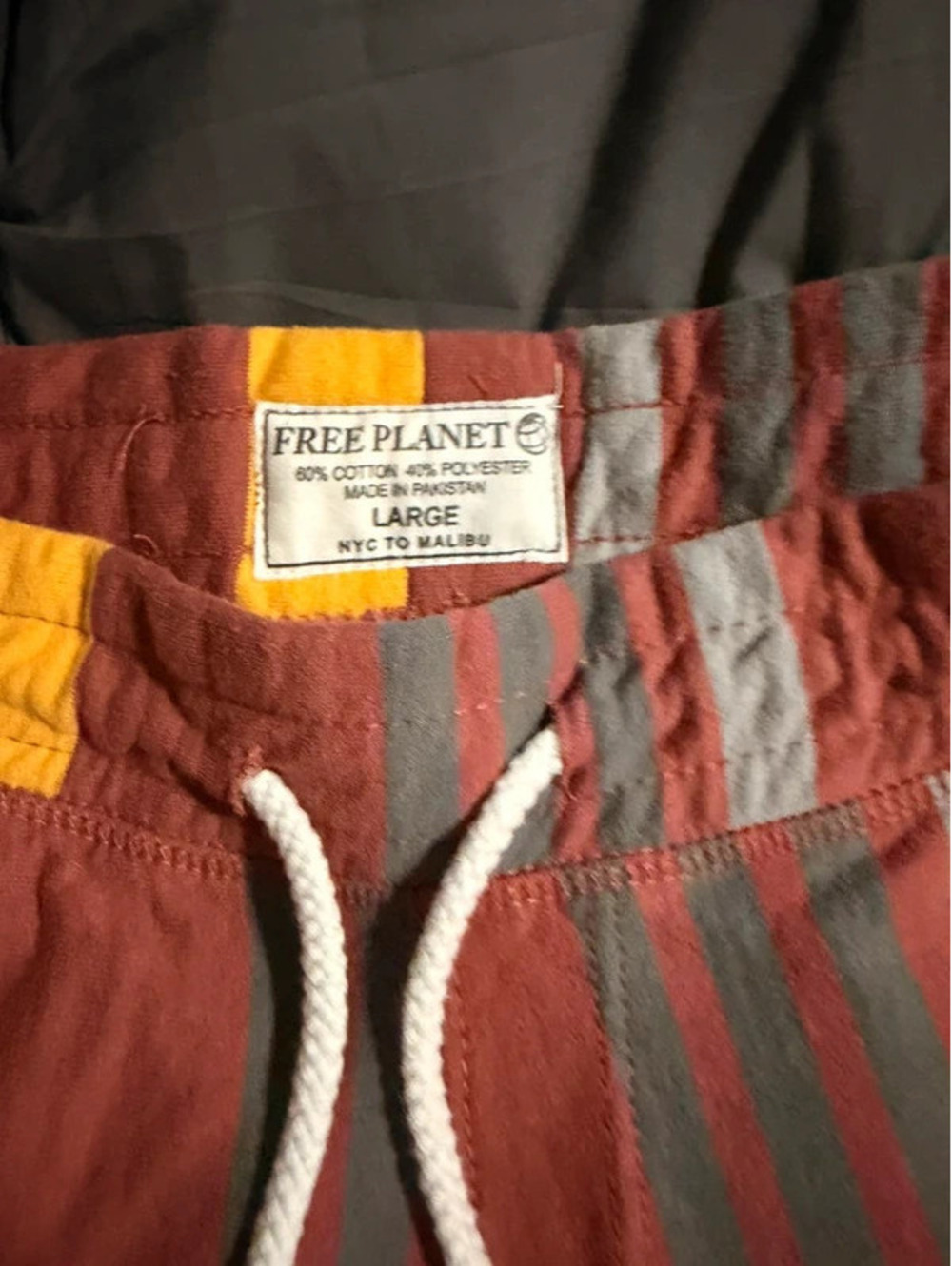 Free Planet Men's Large Striped Casual Shorts